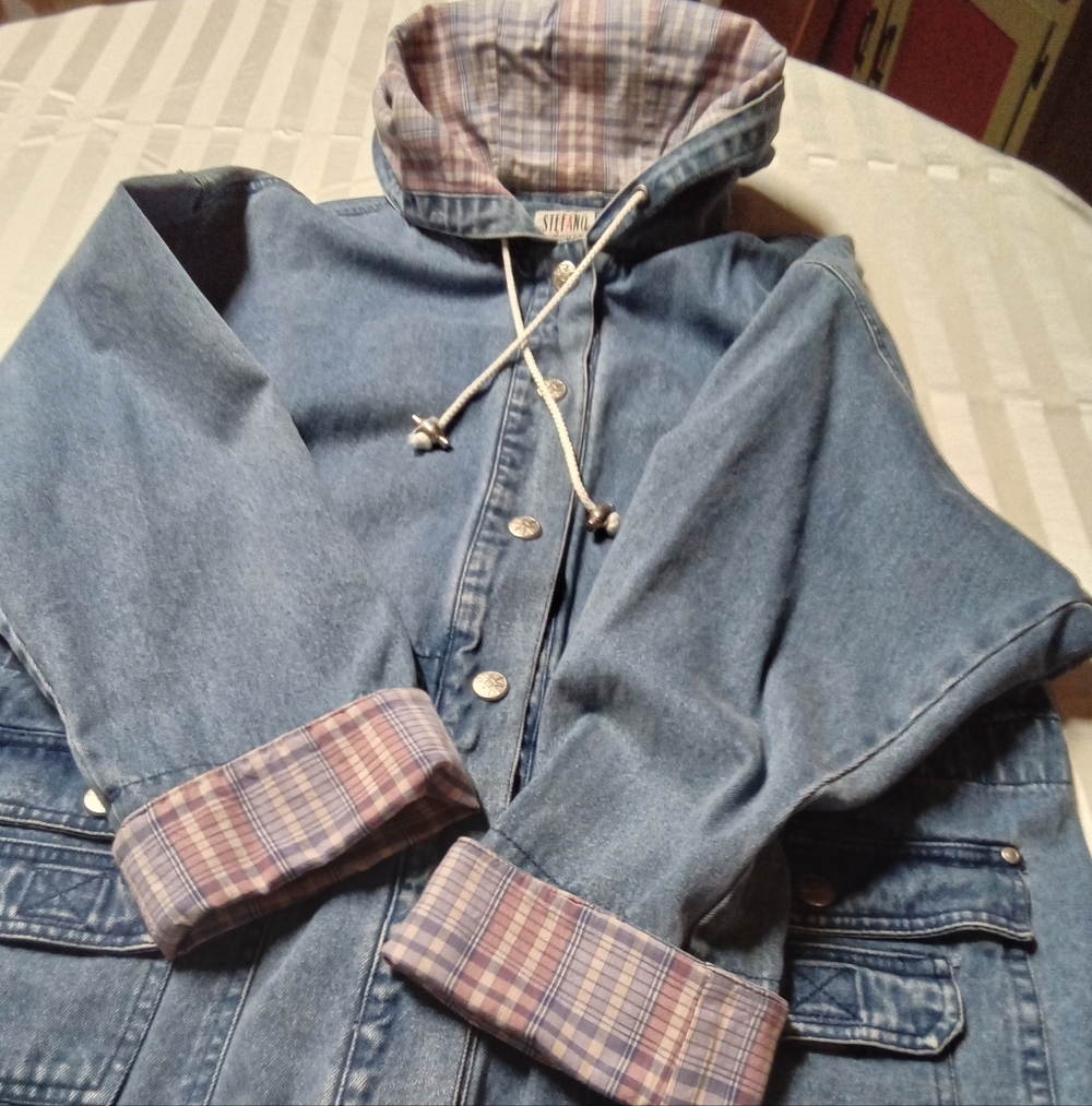 Denim Hooded Jacket with Plaid Lining Size Large Stefano Internaational